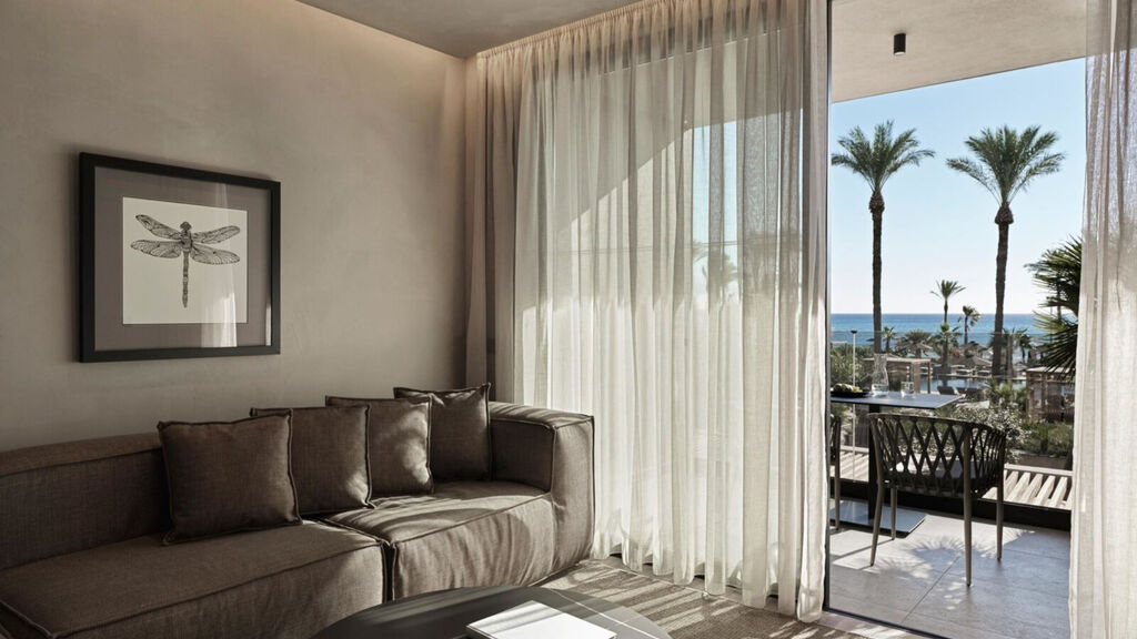 Ammades All-Suite Beach Hotel