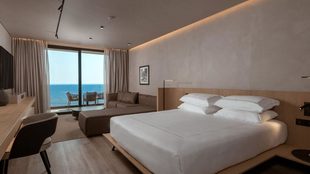 Ammades All-Suite Beach Hotel