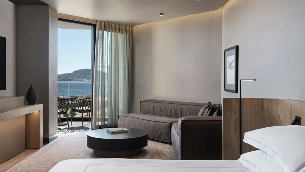 Ammades All-Suite Beach Hotel