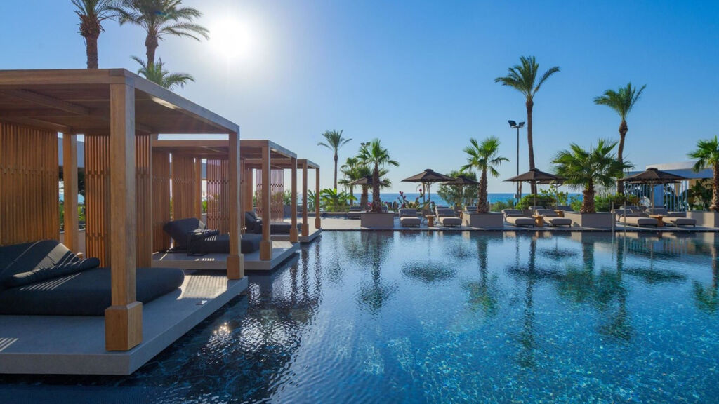 Ammades All-Suite Beach Hotel