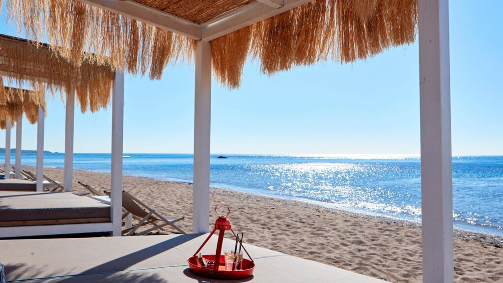 Ammades All-Suite Beach Hotel