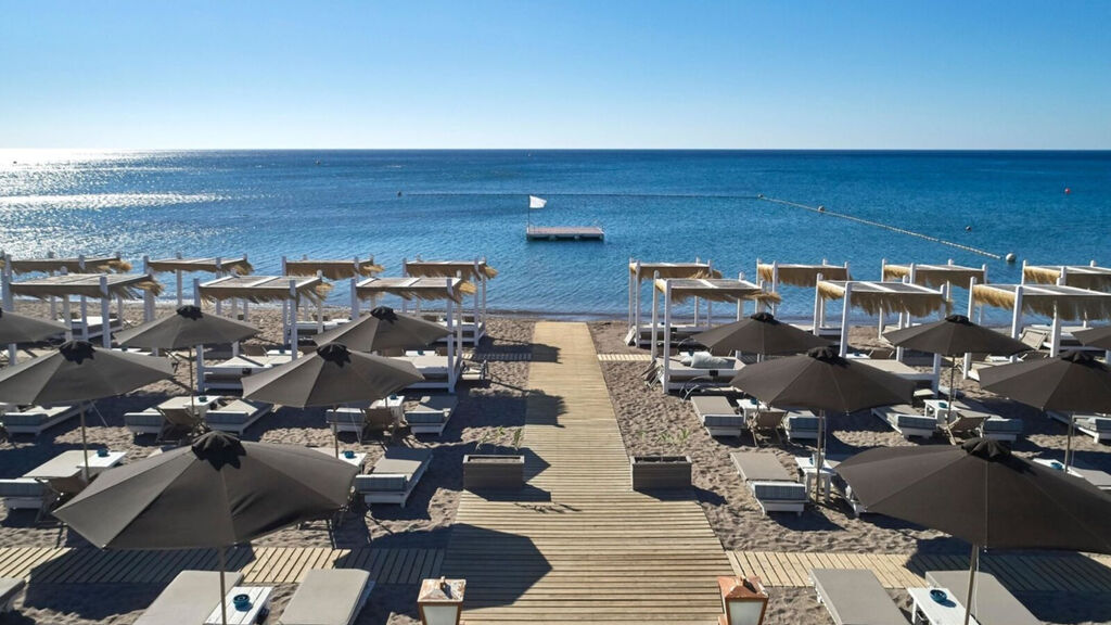 Ammades All-Suite Beach Hotel