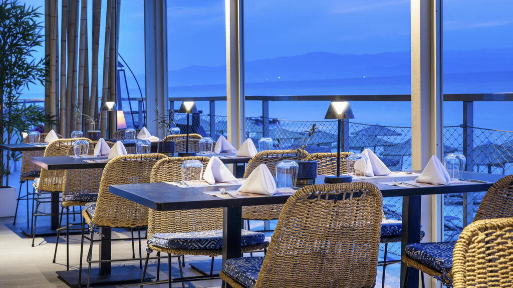 Ammon Zeus Luxury Beach