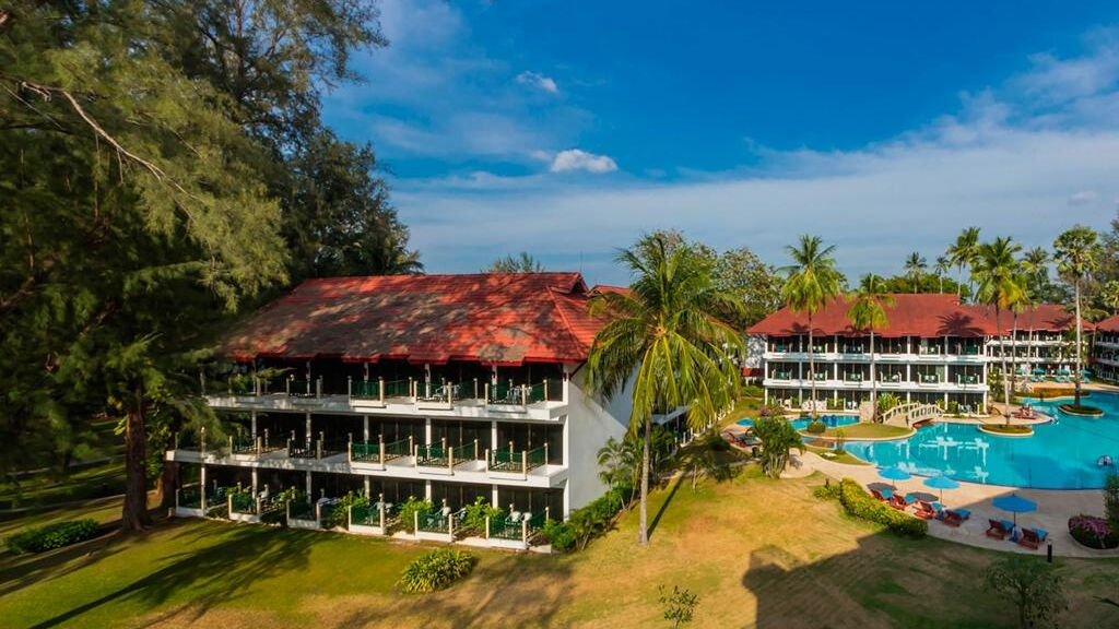Amora Beach Resort