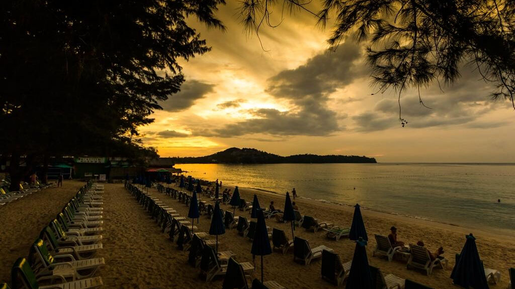 Amora Beach Resort