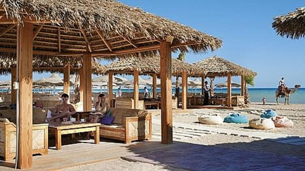 Amwaj Blue Beach Resort & Spa