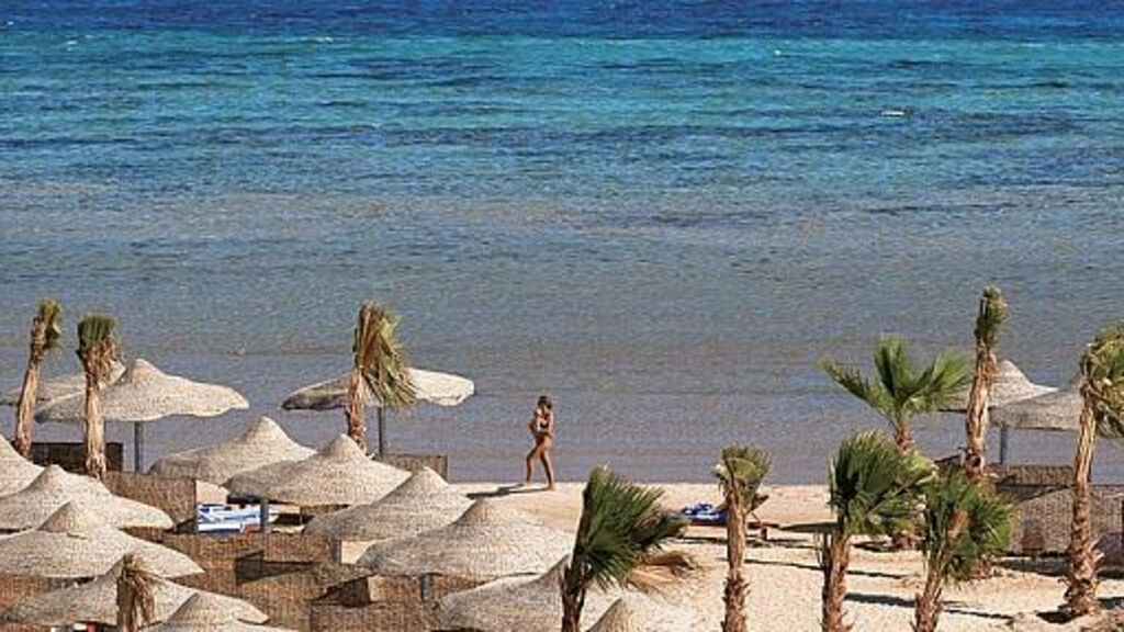 Amwaj Blue Beach Resort & Spa