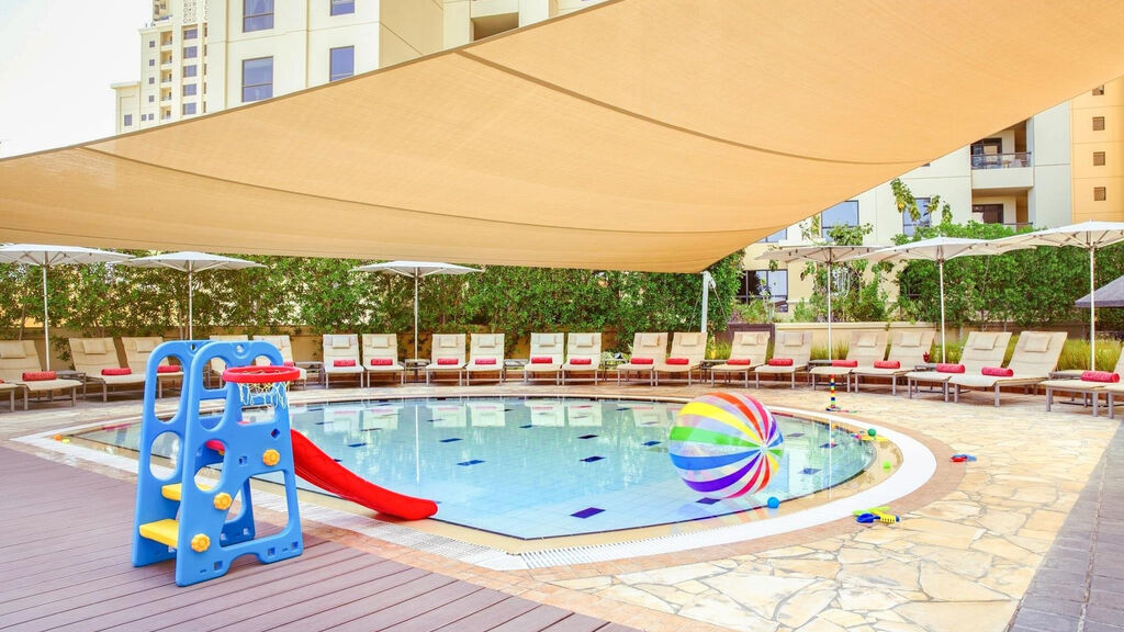 Amwaj Rotana Jumeirah Beach