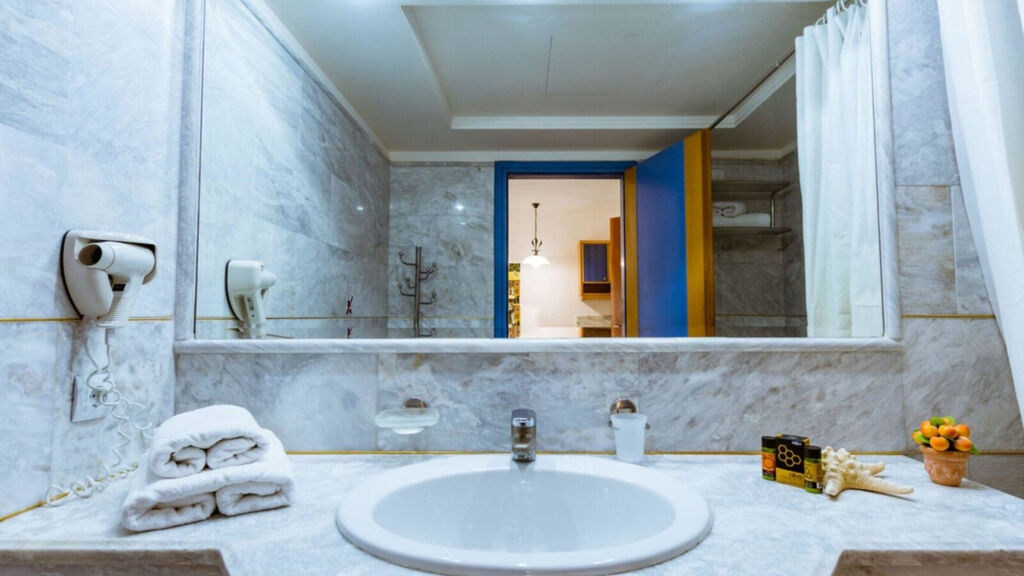 Anais Collection Hotels & Suites