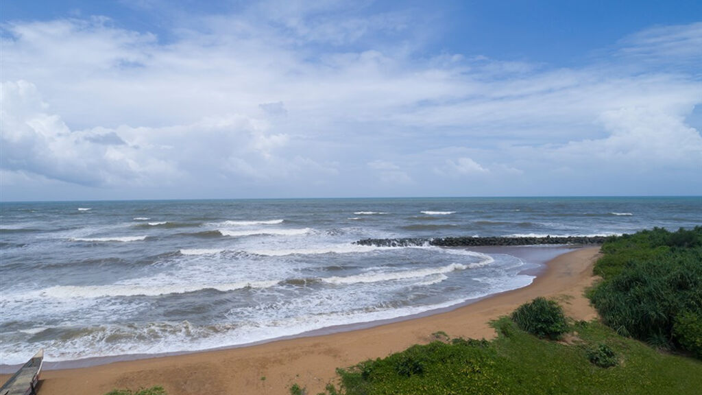 Anantara Kalutara Resort