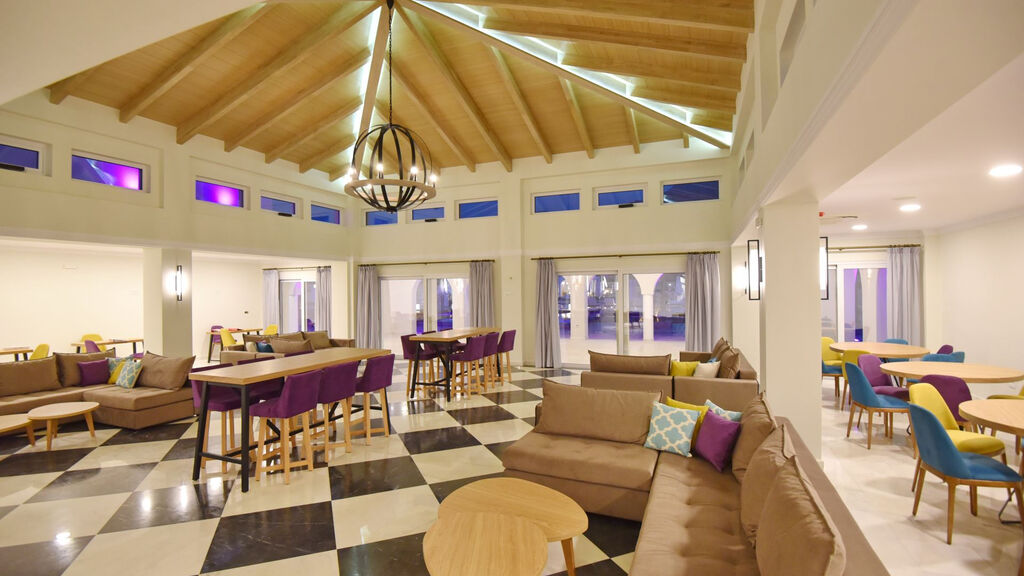 Anemos Luxury Grand Resort Hotel