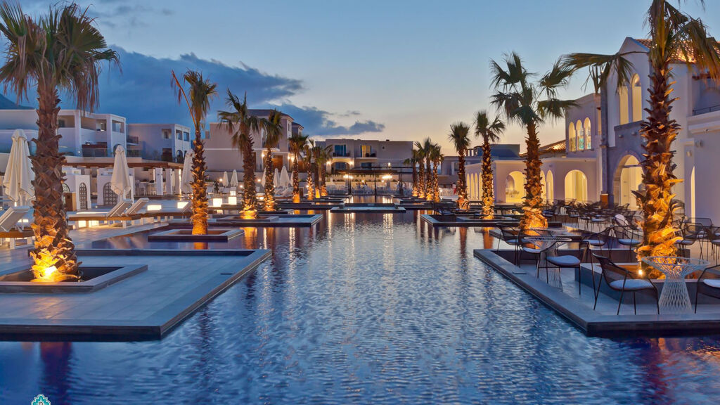 Anemos Luxury Grand Resort Hotel