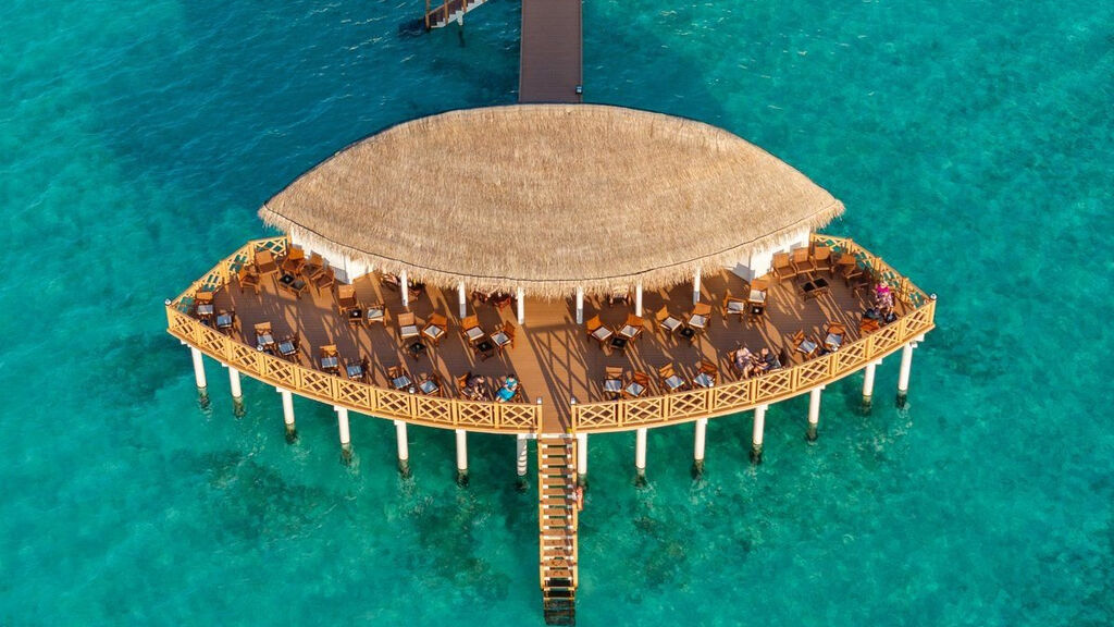 Angaga Island Resort & Spa