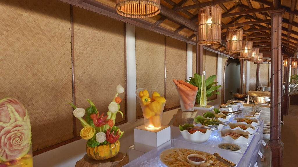 Angaga Island Resort & Spa