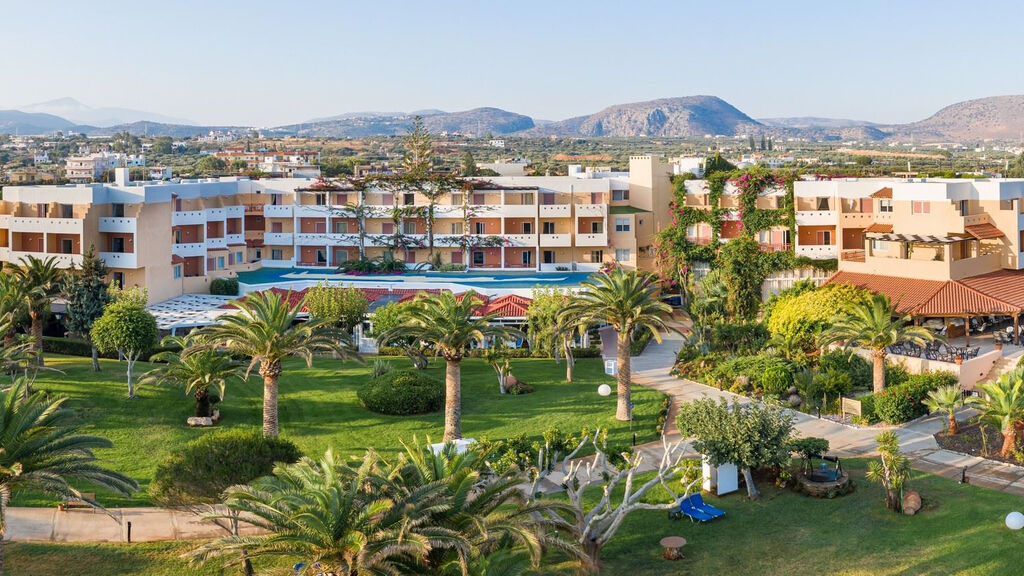 Anissa Beach Village