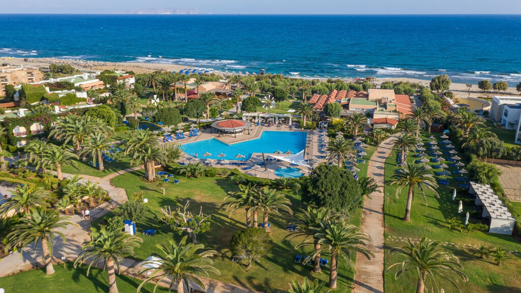 Anissa Beach Village