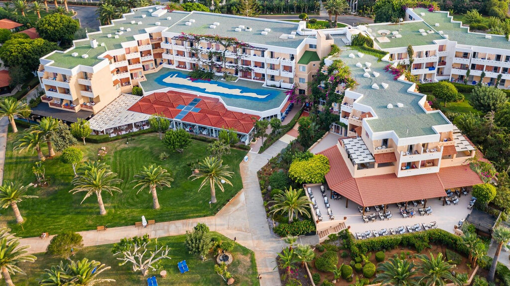 Anissa Beach Village