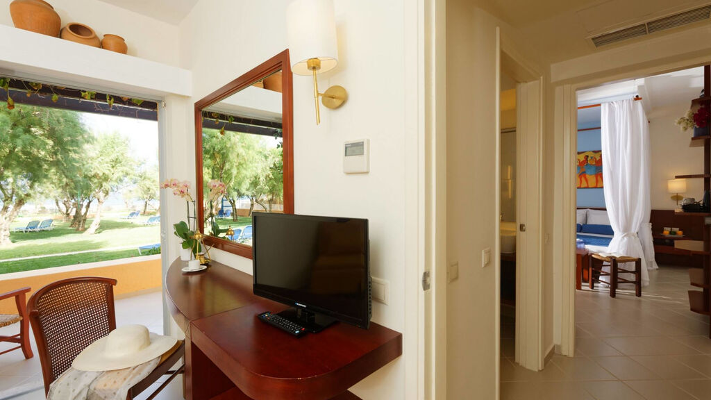 Anissa Beach Village