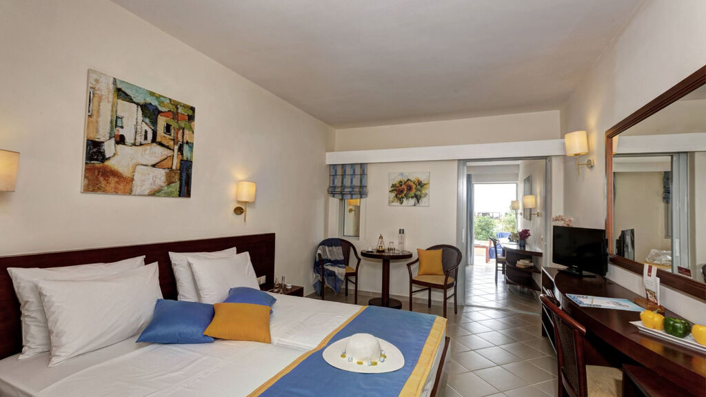 Anissa Beach Village