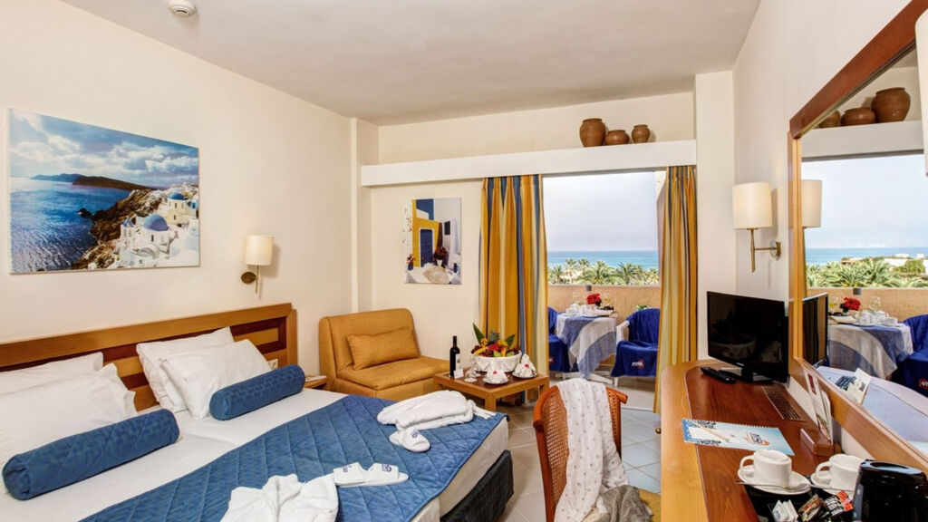 Anissa Beach Village