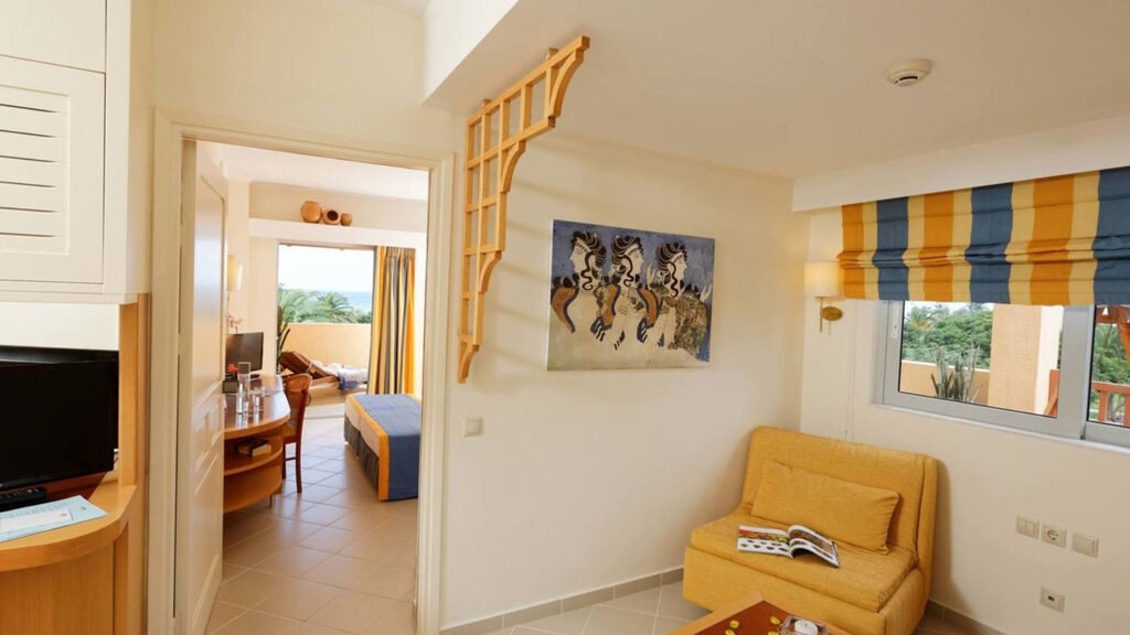 Anissa Beach Village