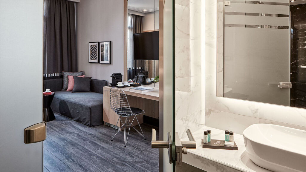 Antigon Urban Chic Hotel