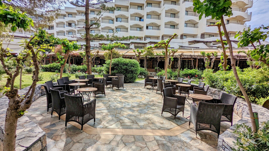 Apollonia Beach Resort & Spa