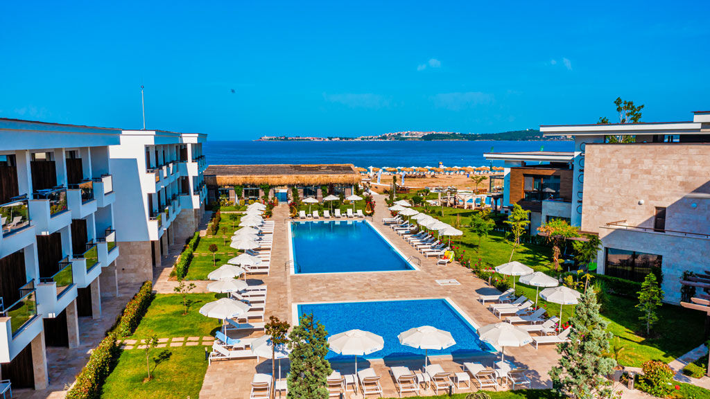 Apolonia Resort