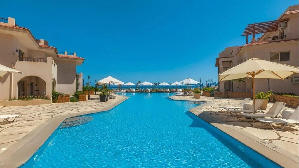 Aqua Heneish Beach Resort