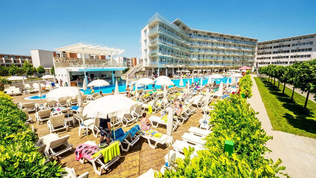 Aqua Nevis Clubhotel