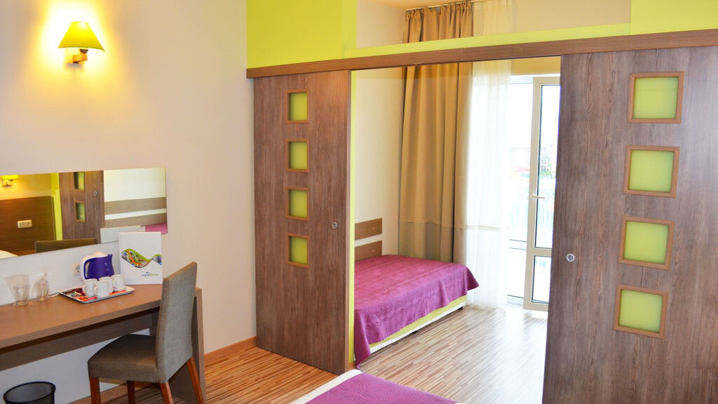 Aqua Nevis Clubhotel