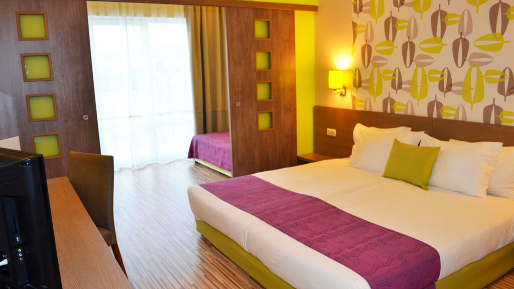 Aqua Nevis Clubhotel