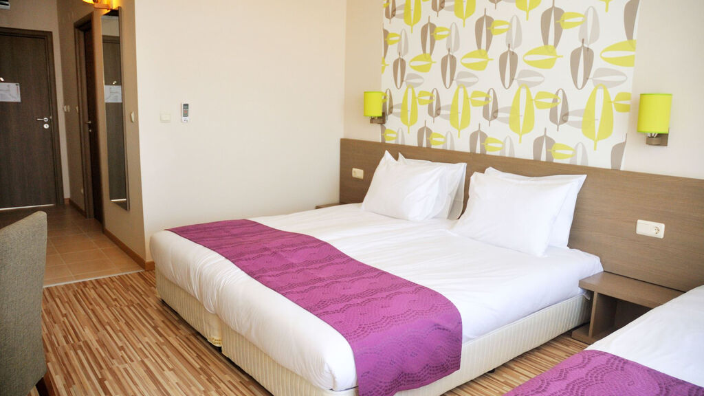 Aqua Nevis Clubhotel