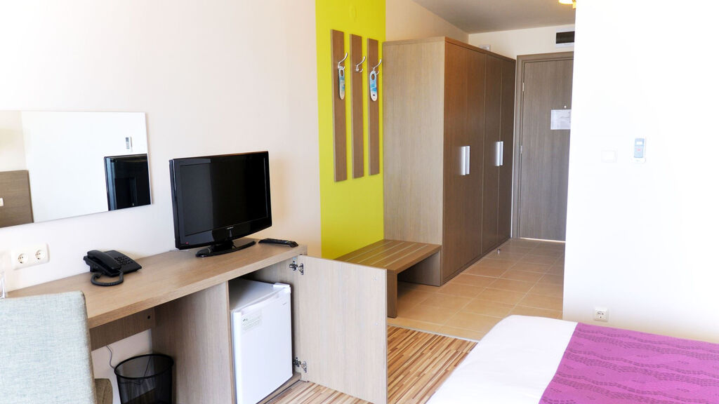 Aqua Nevis Clubhotel