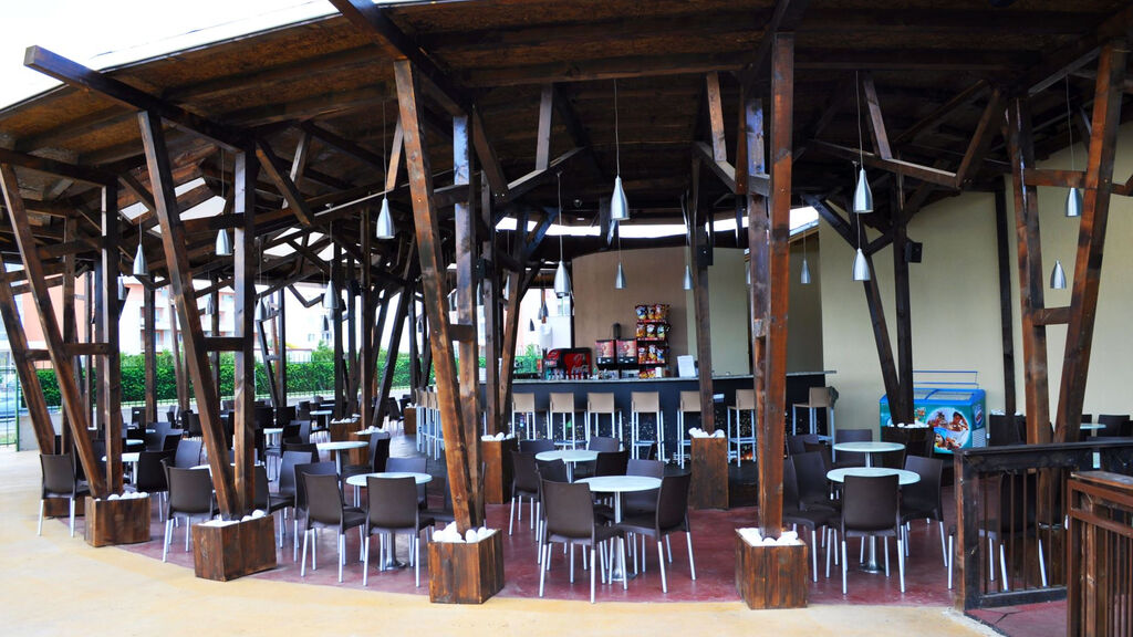 Aqua Nevis Clubhotel