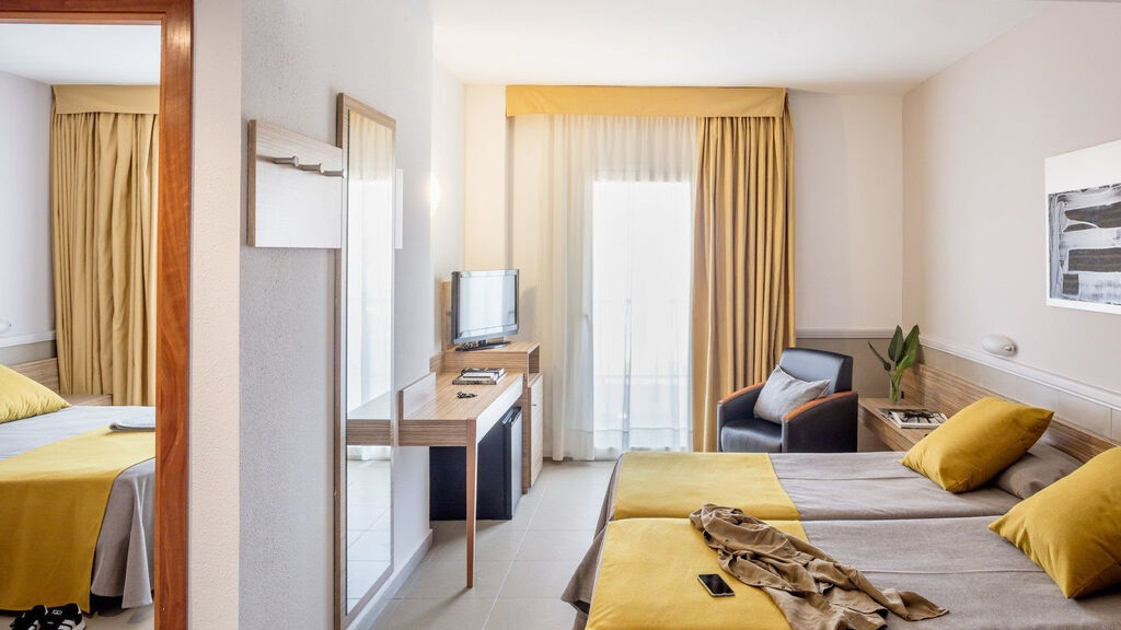 Aqua Promenade & Spa