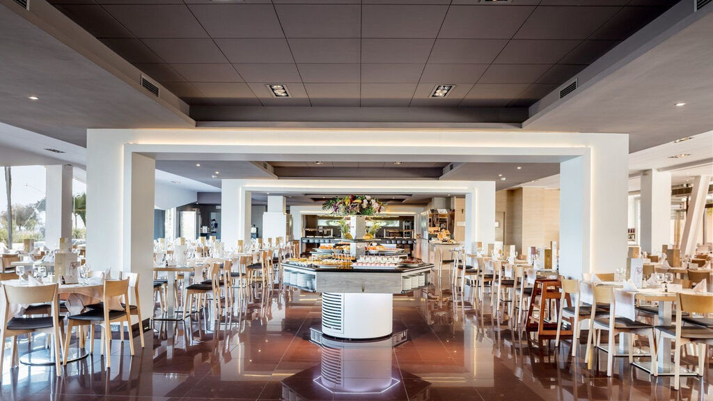 Aqua Promenade & Spa