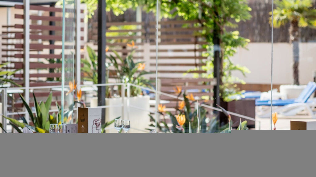 Aqua Promenade & Spa