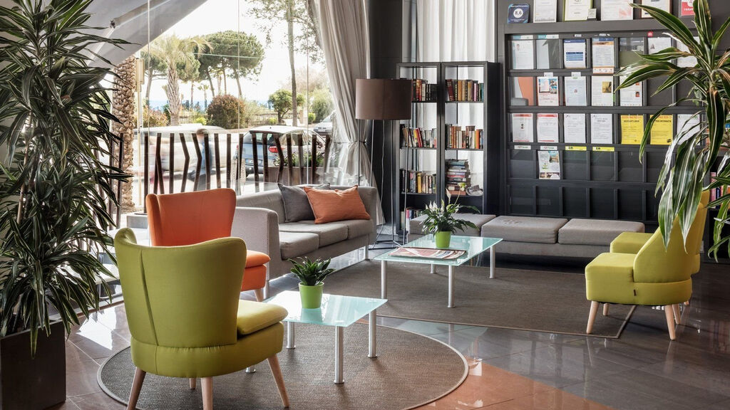 Aqua Promenade & Spa