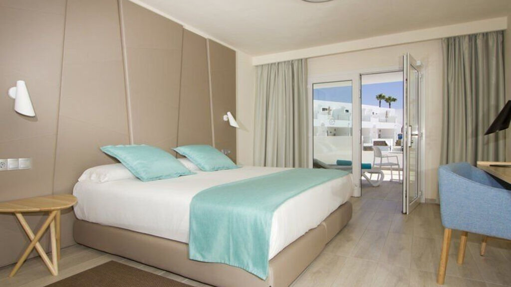 Aqua Suites