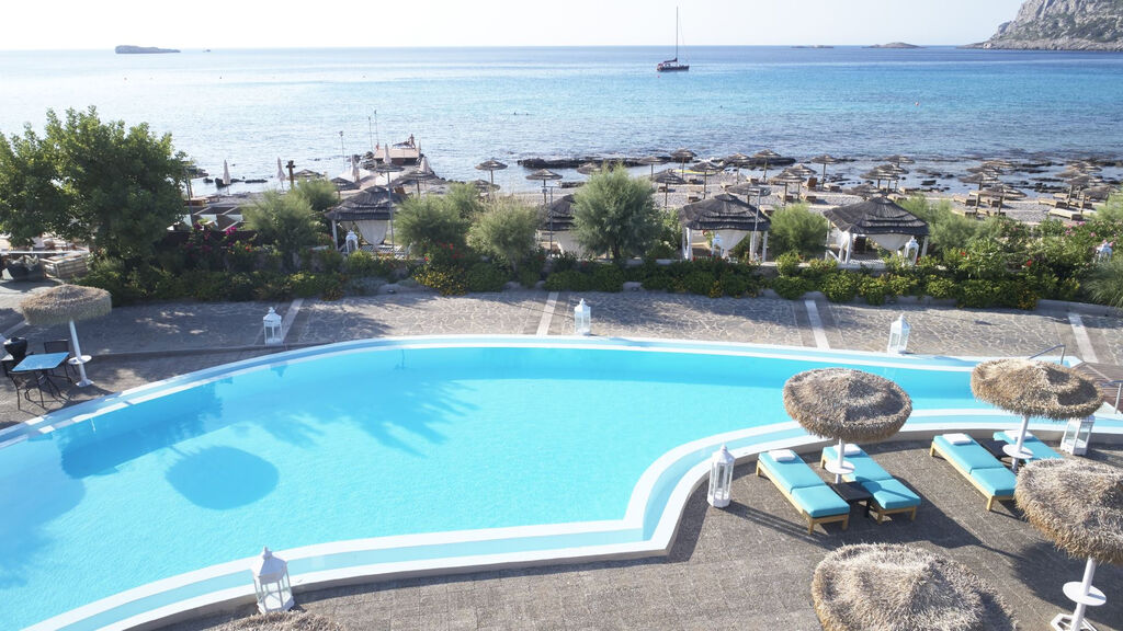 Aquagrand Artistic Luxury Beach Resort