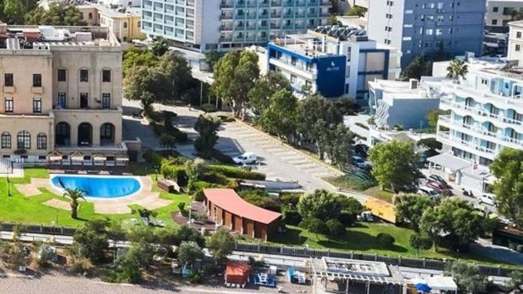 Aquamare City And Beach