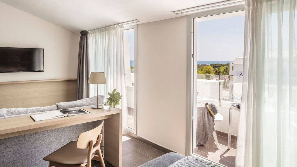 Aqua Hotel Aquamarina & Spa