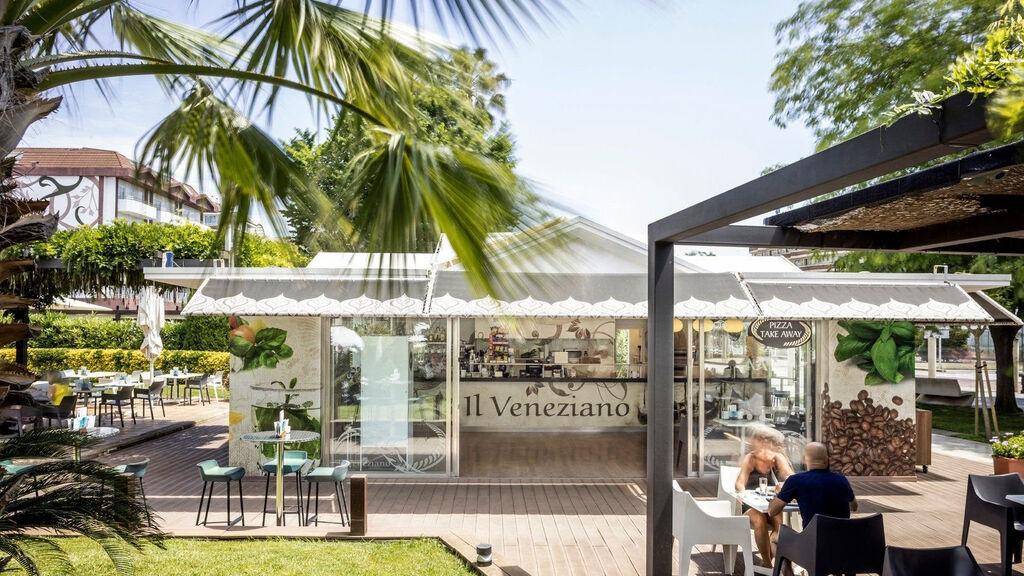 Aqua Hotel Aquamarina & Spa