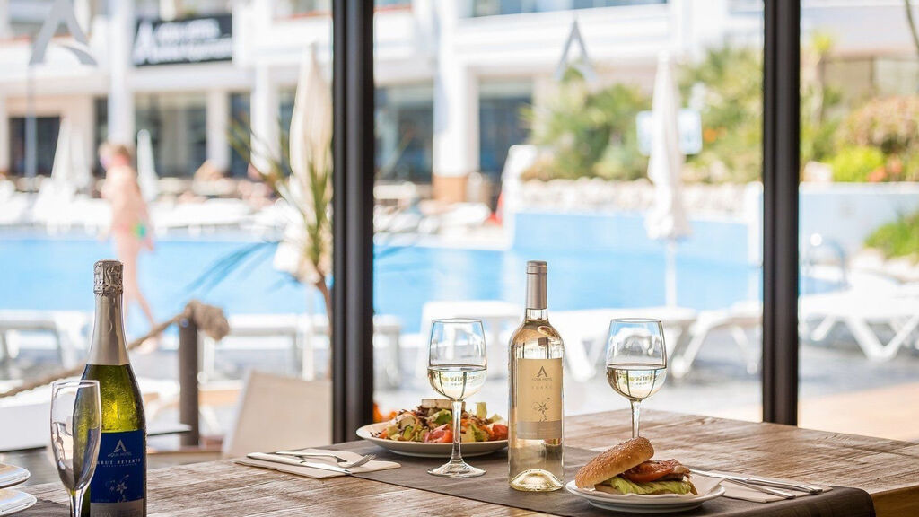 Aqua Hotel Aquamarina & Spa