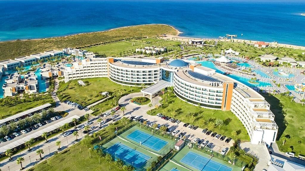 Aquasis Deluxe Resort and Spa