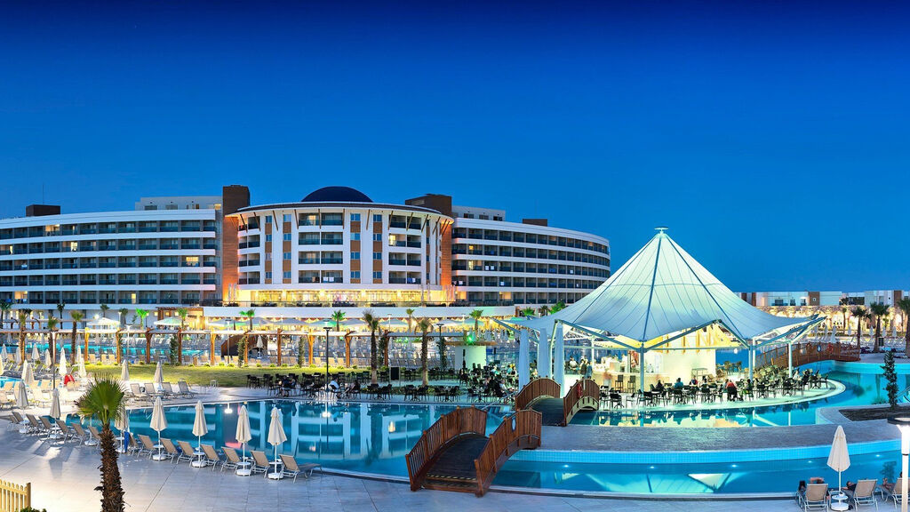 Aquasis Deluxe Resort