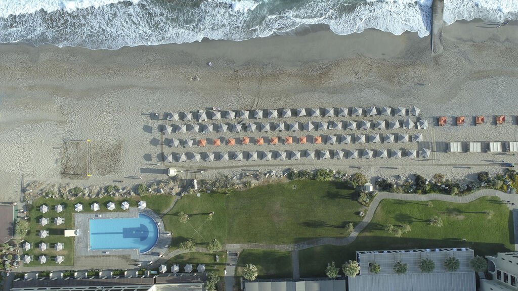 Aquila Rithymna Beach