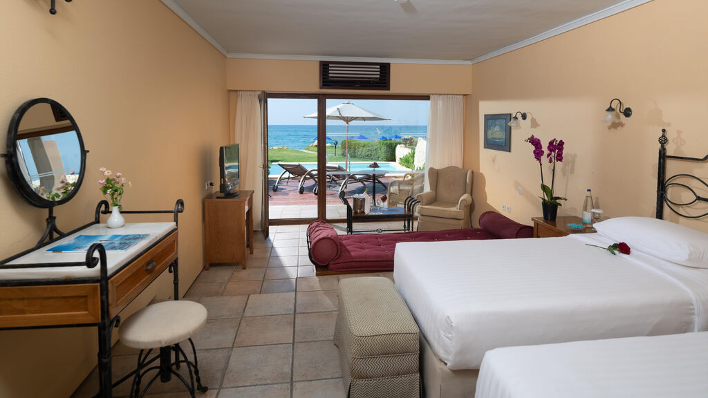 Aquila Rithymna Beach