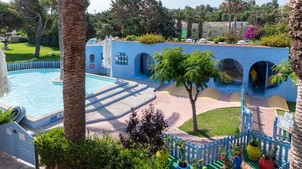 Aquila Rithymna Beach